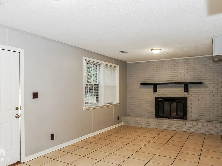 11313 Mountaincrest Dr SE — Photo 6