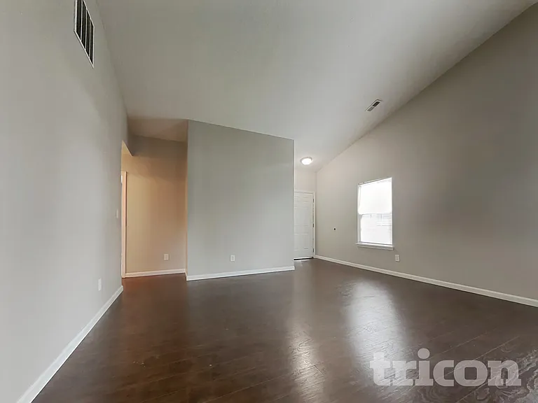 2240 Prairie Fire Ln — Photo 3