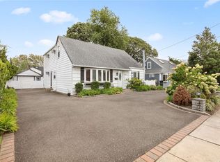 3353 3rd St, Oceanside, NY 11572