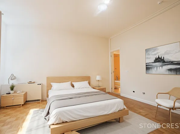 304 West 92nd Street image 1 of 10