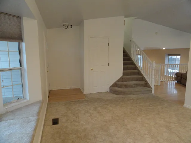 5 bed, 2.5 bath, 2298 sqft, $2,150 — Photo 4