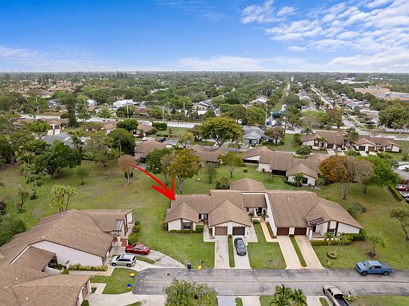 3rd image of 3804 Devenport Court