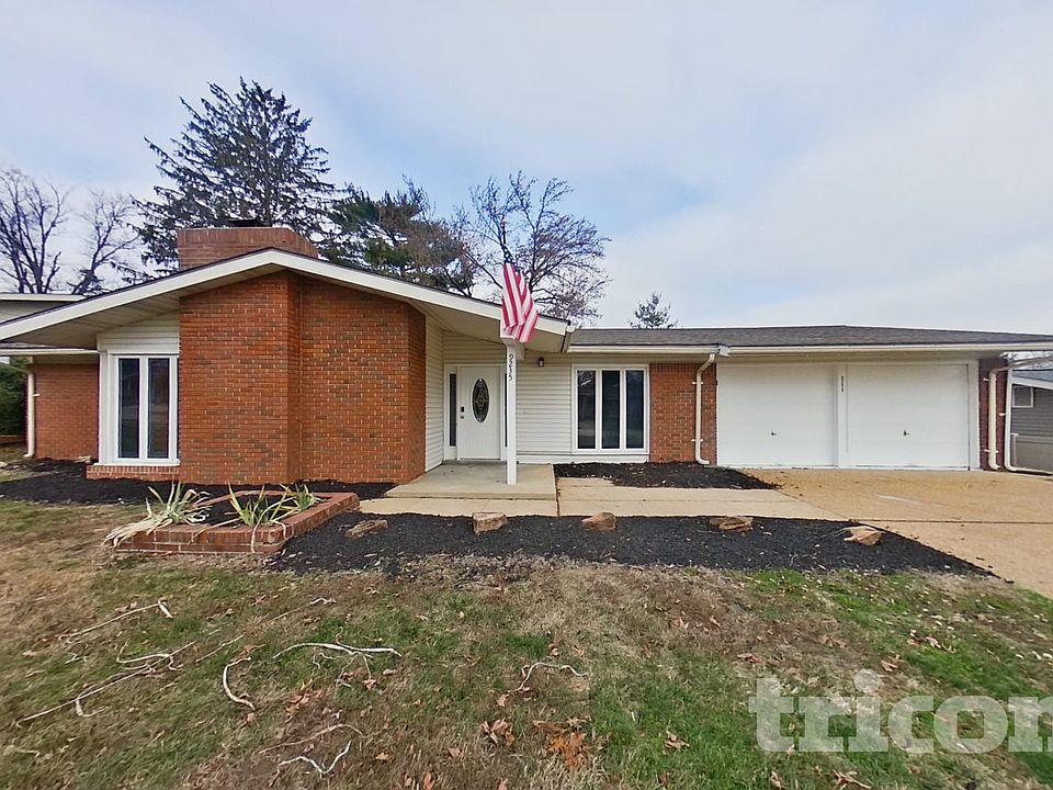 1st image of 9235 Laurel Hill Dr