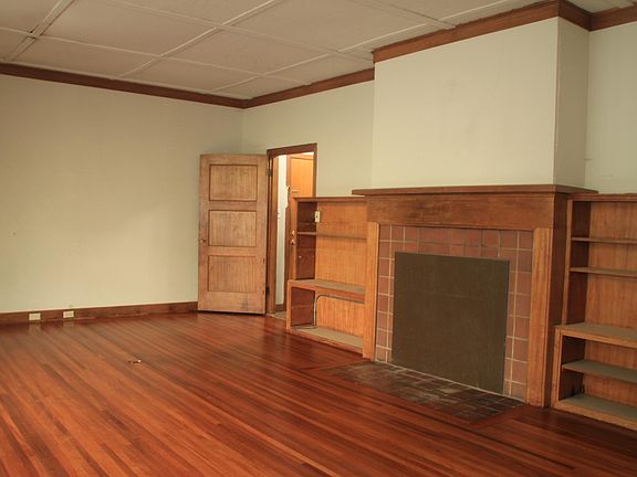 Living room - OR turn into 3rd bedroom, easily large enough for 2 people (14' x 24.5')