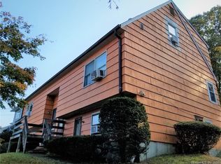 882 Howe Ave, Shelton, CT 06484