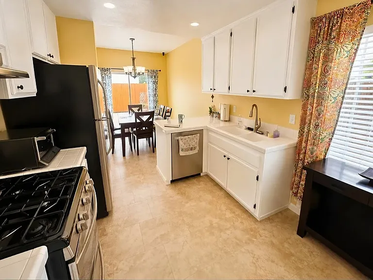 2517 Knightbridge Dr — Photo 5
