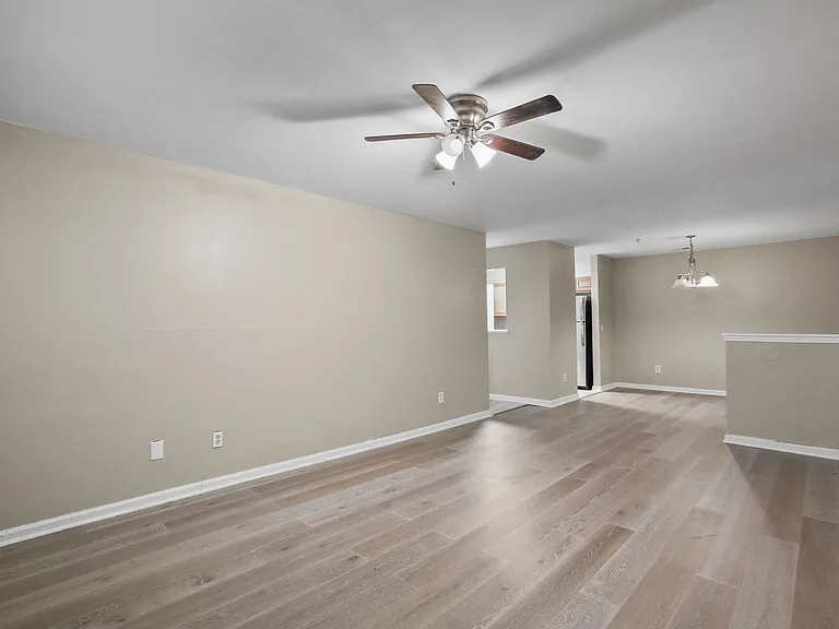 5104 Fairington Ridge Cir — Photo 2
