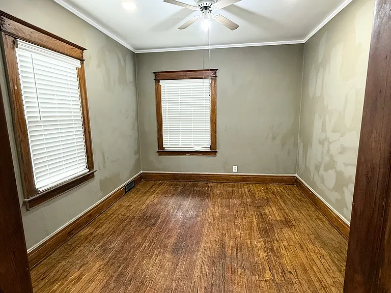 255 Ravine Ave — Photo 12
