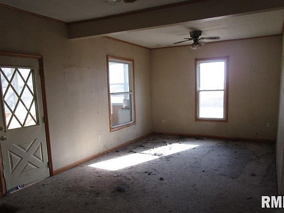 5th image of 303 S Washington St