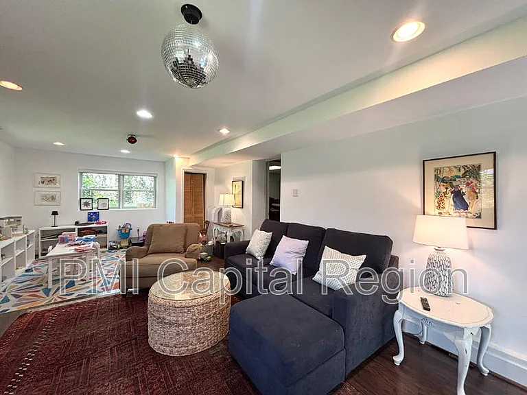 9608 Page Ave — Photo 30