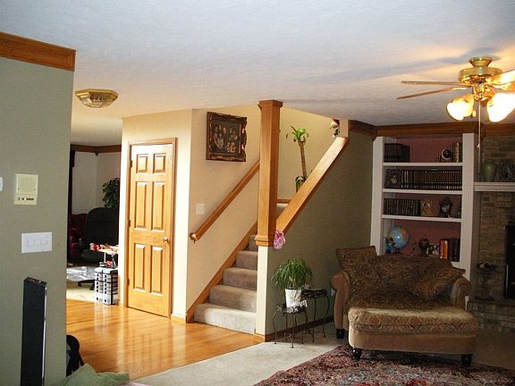 Entrance from Family rm