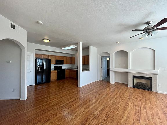 5th image of 3758 Ponderosa Ct Unit 4