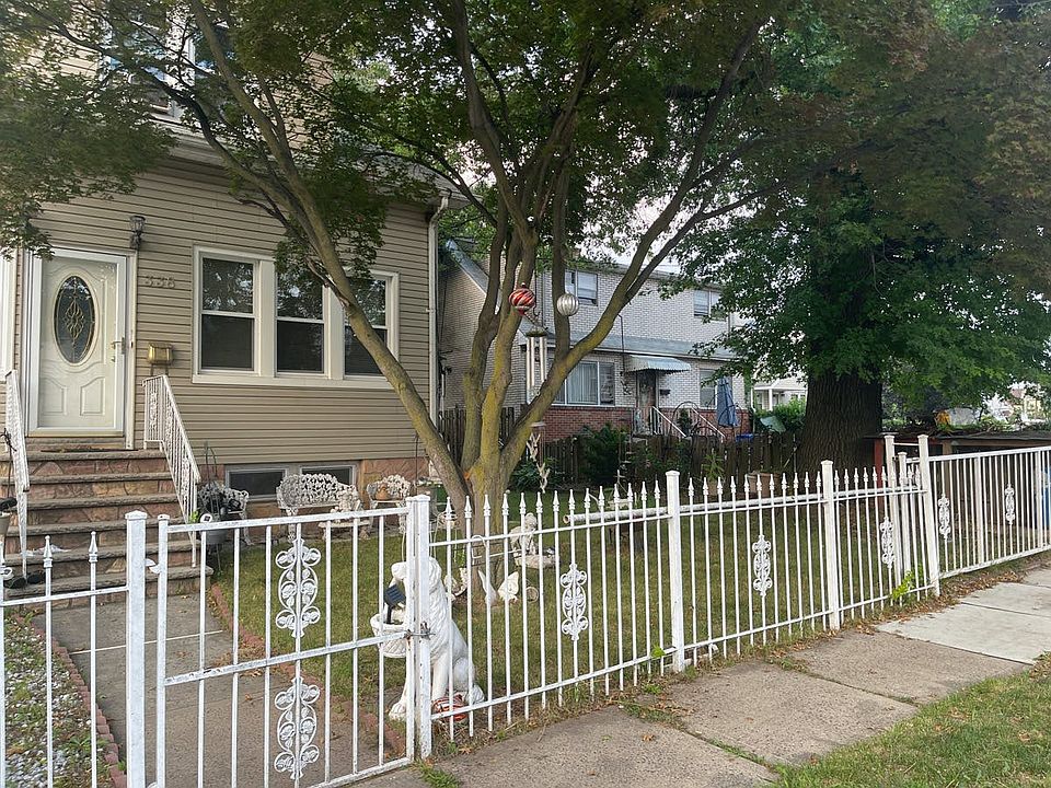 2nd image of 338 Laurita St