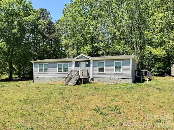 610 S Deal St, Landis, NC 28088