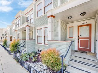 221 N Raymond Ave, Pasadena, CA 91103