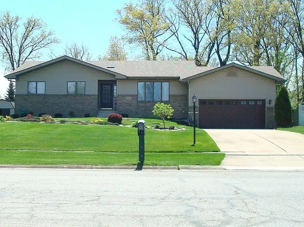 12681 Goldenrod Pl, Saint John, IN 46373
