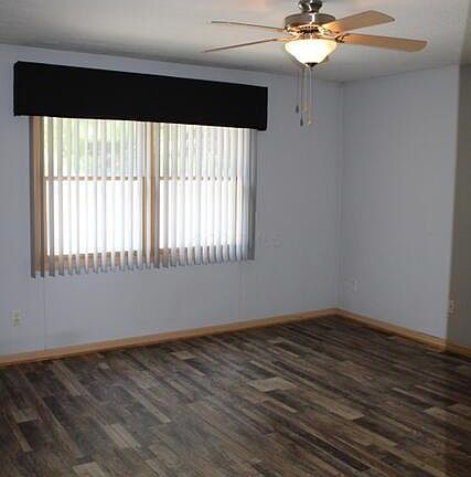4th image of 175 Hanover Ct