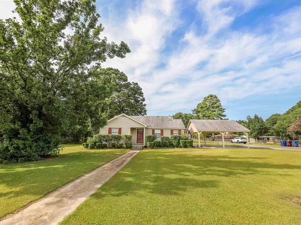 2913 Haynesville Hwy, El Dorado, AR 71730