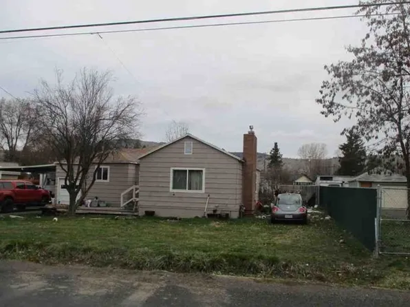 4749 Harlan Dr, Klamath Falls, OR 97603