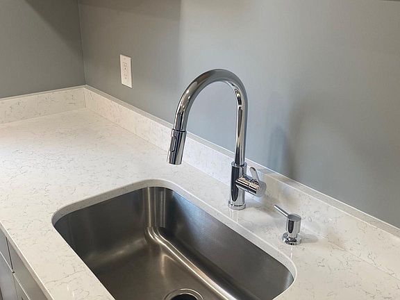 5th image of 4610 Central Park Dr