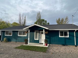 352 S Stage Rd, Medford, OR 97501