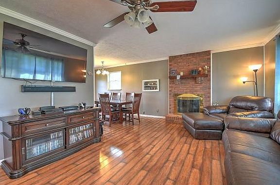 3rd image of 444 Kinkead Ave