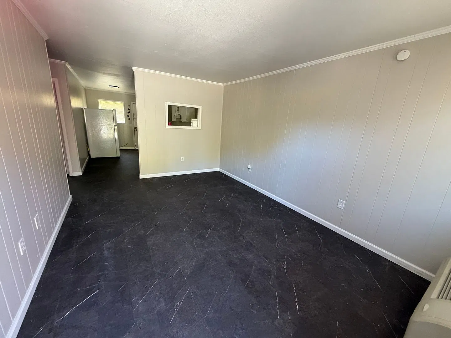 656 Hamilton St — Photo 3