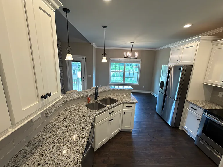 4201 Legacy Pointe St — Photo 8