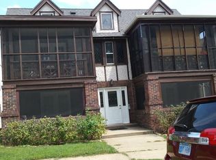 5005 Wyandotte St #1, Kansas City, MO 64112