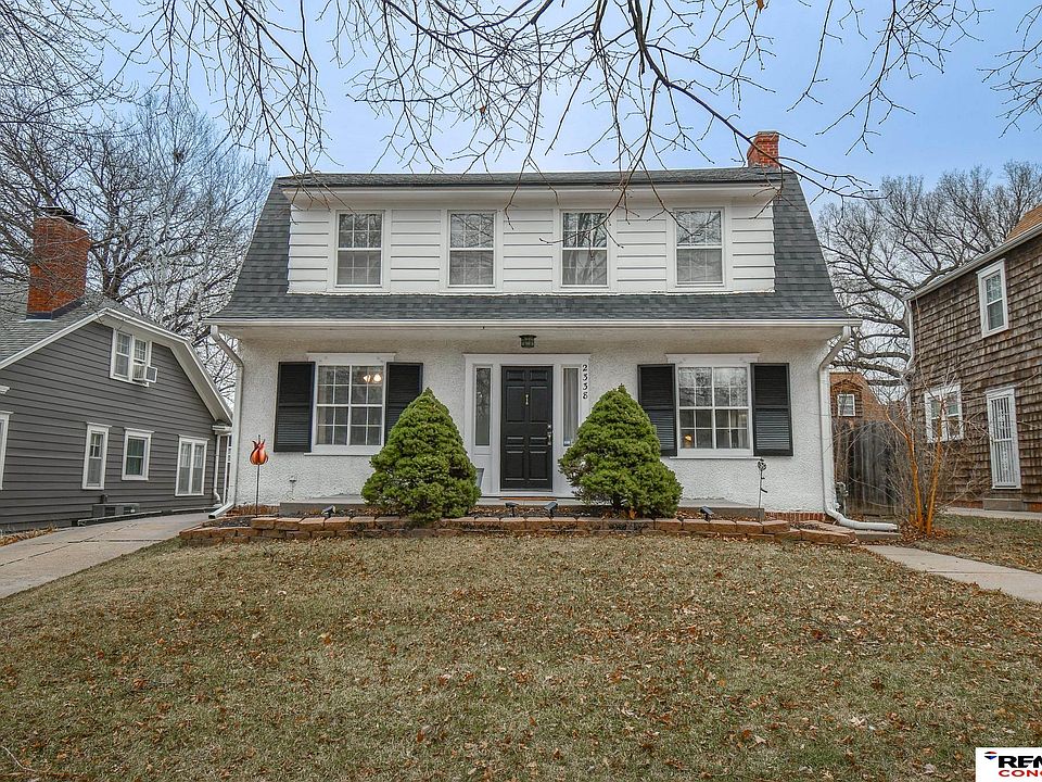 1st image of 2338 Calumet Ct
