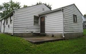 2nd image of 2817 Revels Ave