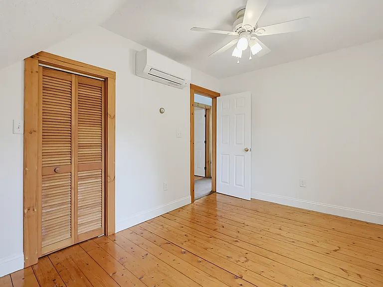 17 Church Ct — Photo 24