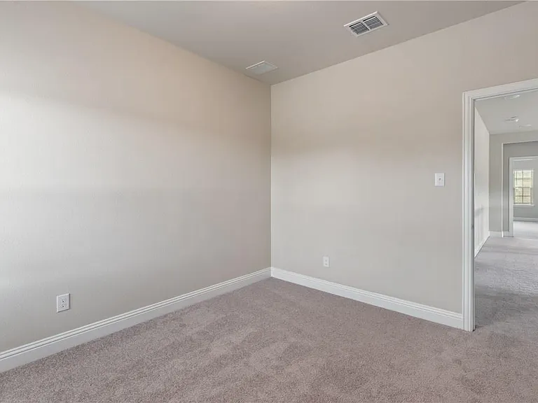 2900 Galveston St — Photo 14