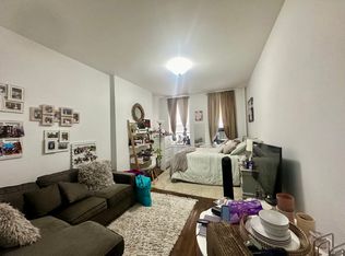 329 E 75th St #1C, New York, NY 10021
