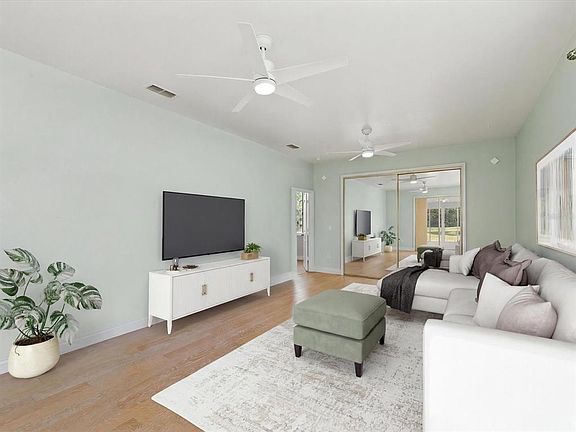 3rd image of 11723 Foxworth Ln