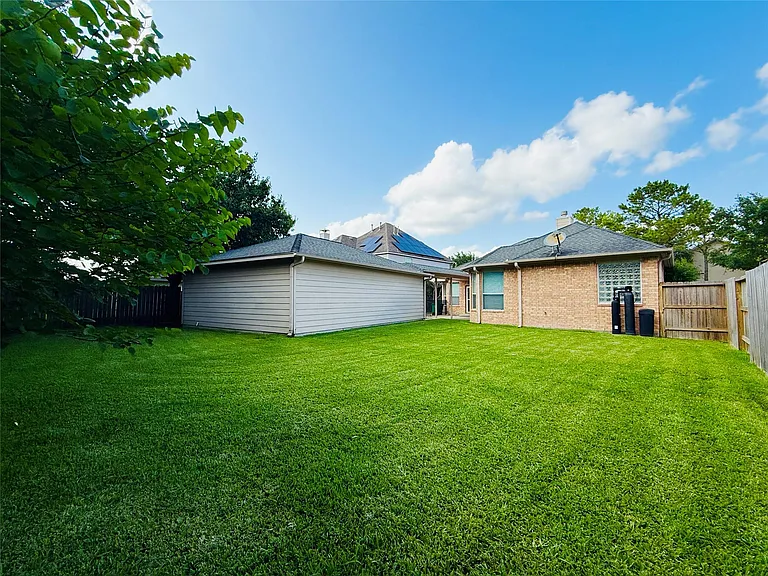 5222 Hanneck Valley Ln — Photo 40