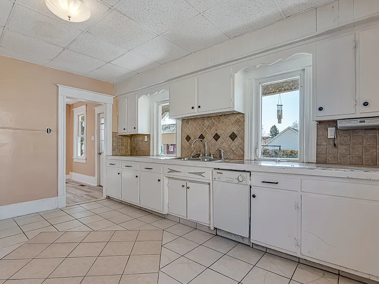 516 Hickory St — Photo 19