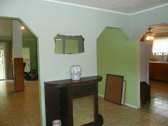 5th image of 9005 County Road 2035
