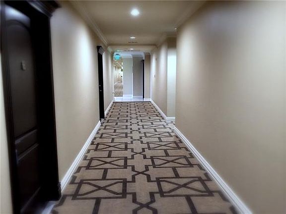 3rd image of 3225 Turtle Creek Blvd APT 1643