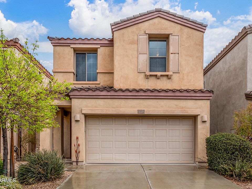 1st image of 1562 W LACEWOOD Place