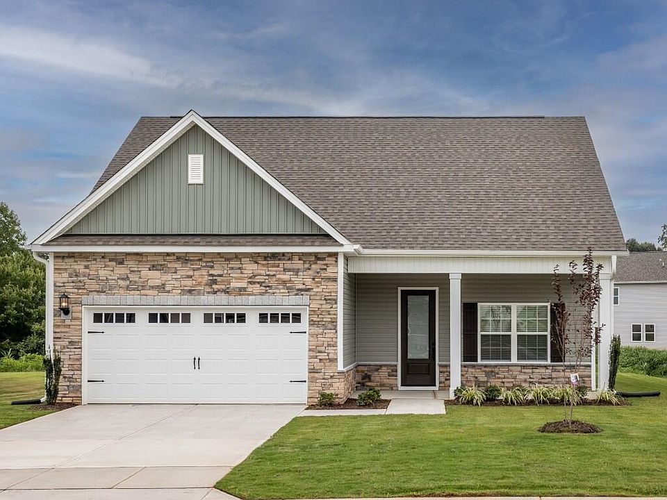1st image of 205 Custer Dr