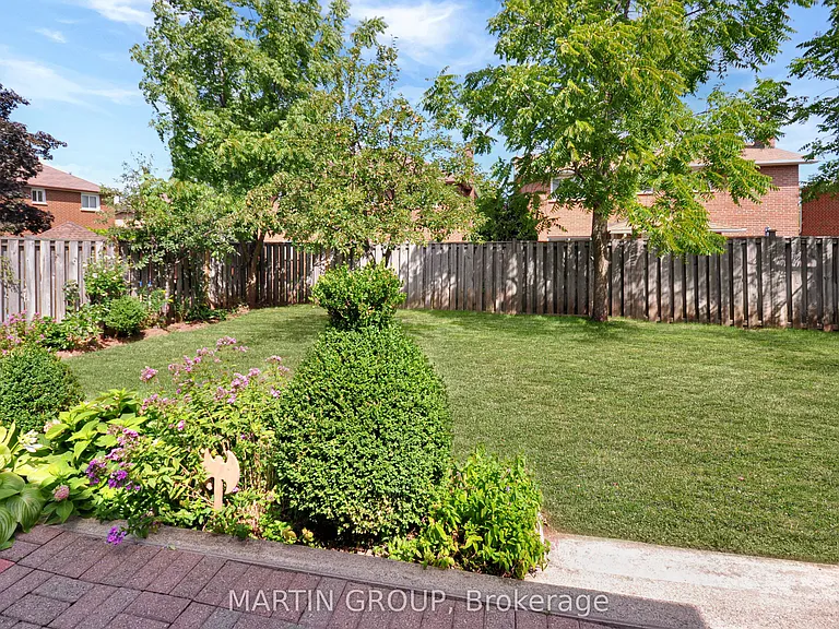 2083 Pen St — Photo 18