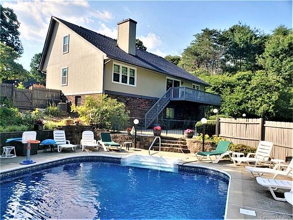 4th image of 3205 Montanya View Dr