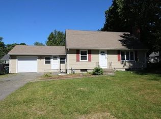 21 Pine Hill Rd, Springfield, MA 01118