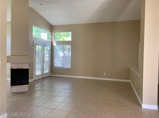 8253 Hilton Head Ct, Las Vegas, NV 89128