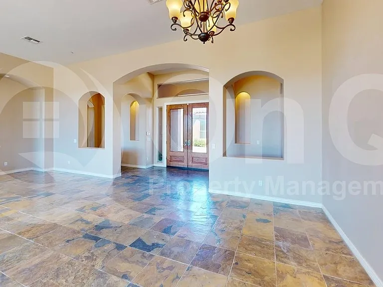 36435 N Porta Nuova Rd — Photo 9