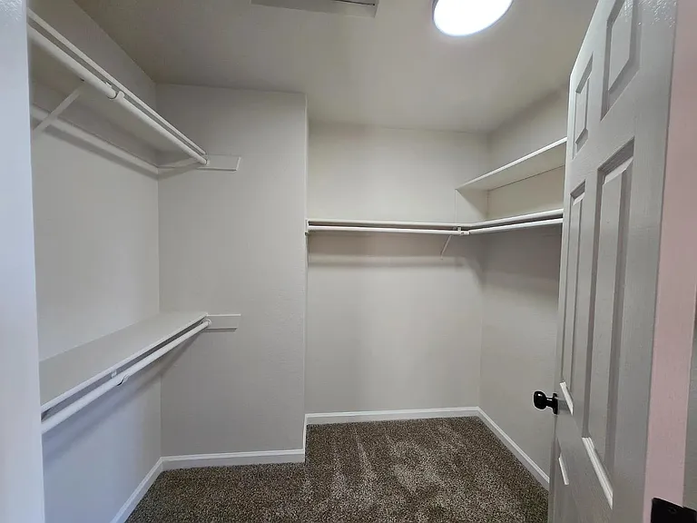 3057 Courtside Dr — Photo 6