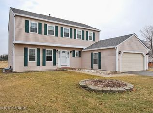 30W050 Mack Rd, Warrenville, IL 60555