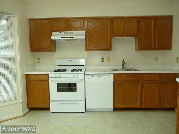 5th image of 10721 Brice Ct