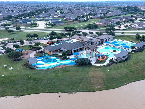 5th image of 2907 McDonough Way